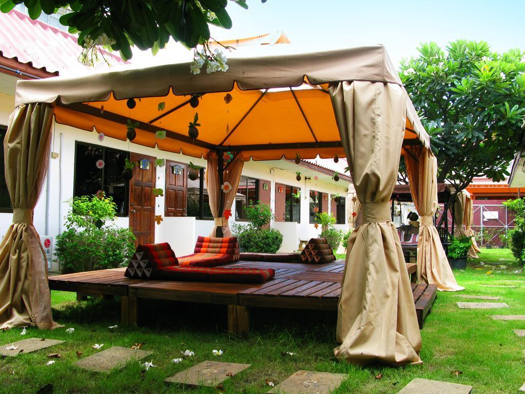 Cshouse Hotel Chiang Mai Bagian luar foto