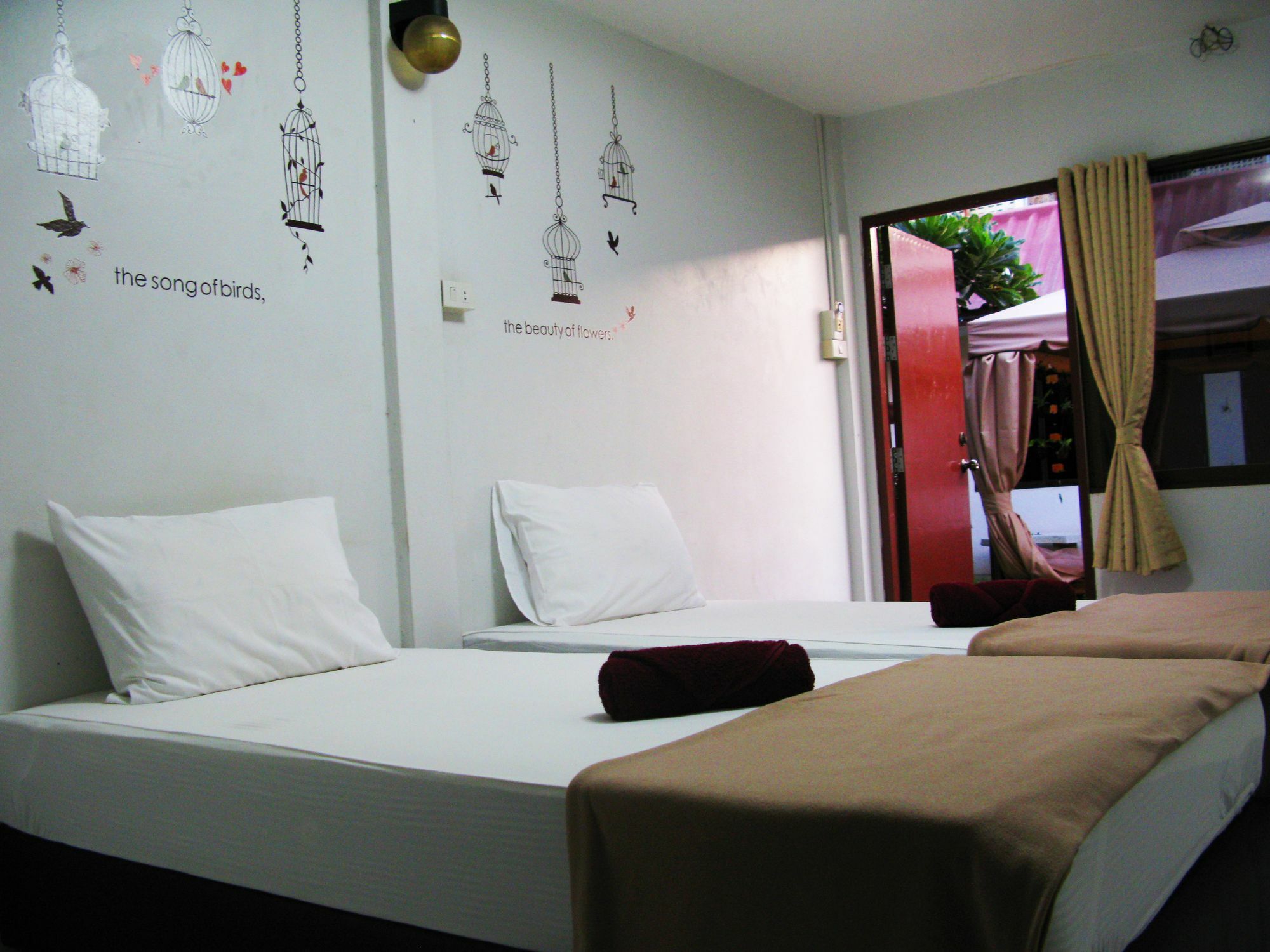Cshouse Hotel Chiang Mai Bagian luar foto